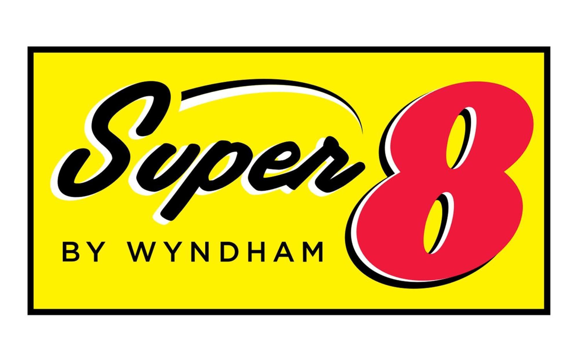 Super 8 By Wyndham Chisago City Экстерьер фото